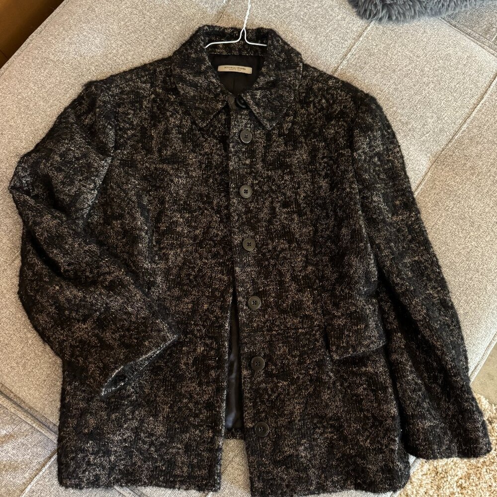 Bottega Veneta Blossom Chenille Bouclé tweed jacket in dark gold black IT 44